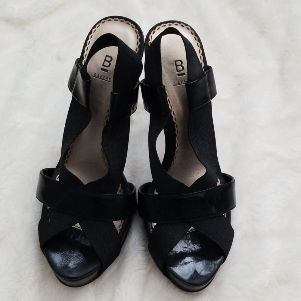 LAST CALL! Patent Leather & Elastic Strap Heels